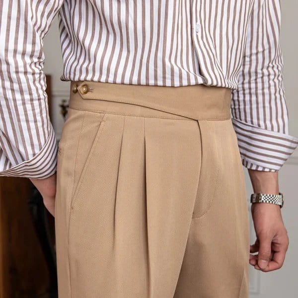 Couture - pantalon plissé avec double bouton